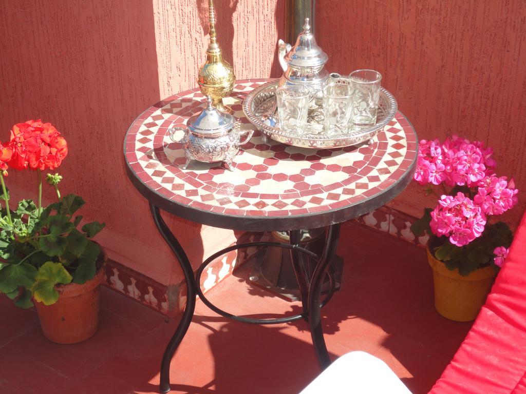 Dar Yanis Hotel Rabat Exterior photo