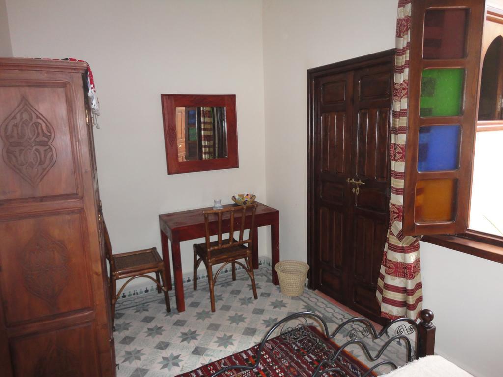 Dar Yanis Hotel Rabat Exterior photo