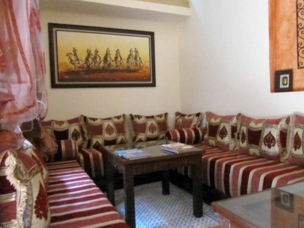 Dar Yanis Hotel Rabat Exterior photo